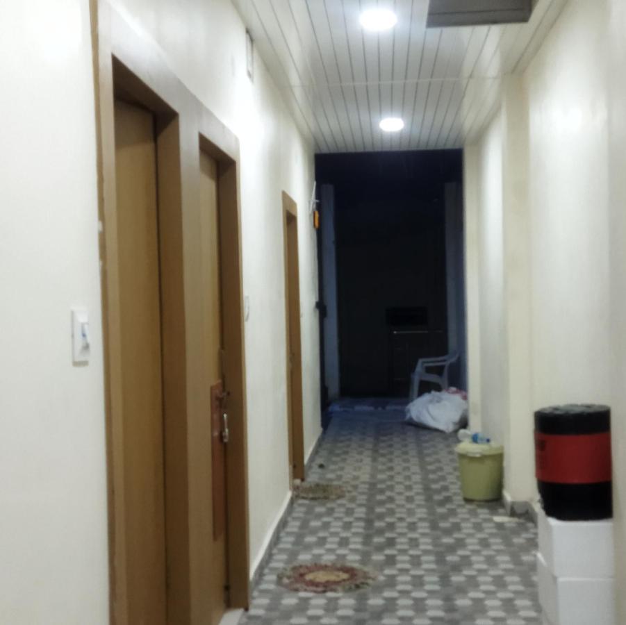 Shree Gajlaxmi Hotel Walking Distance From Mahakaleswar Ujjain Exterior foto